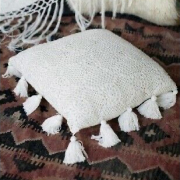 Reserved- Spell White sands crochet blanket and pillow cover set & Sienna mini - Picture 5 of 14